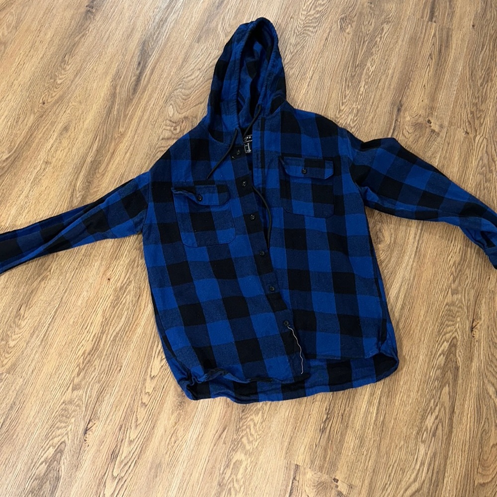 Men’s medium hooded jacket